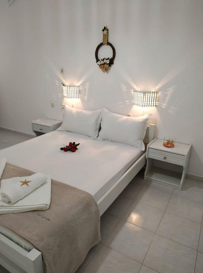 Andreas And Petrinela Rooms Triovasalos Экстерьер фото