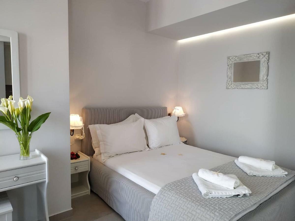 Andreas And Petrinela Rooms Triovasalos Экстерьер фото