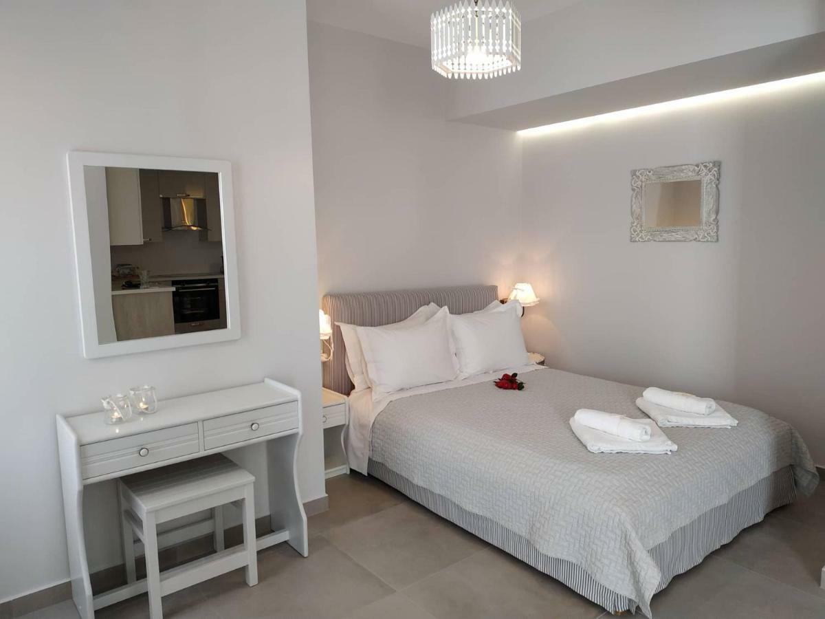 Andreas And Petrinela Rooms Triovasalos Экстерьер фото